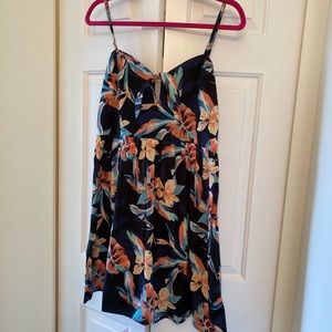 Large roxy dress